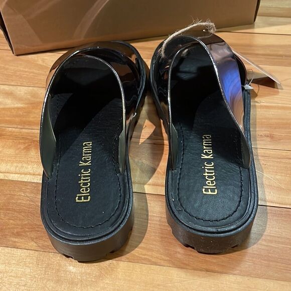 Electric Karma Bickle bronze cross strap metallic cross strap sandal. New in box - Picture 5 of 5